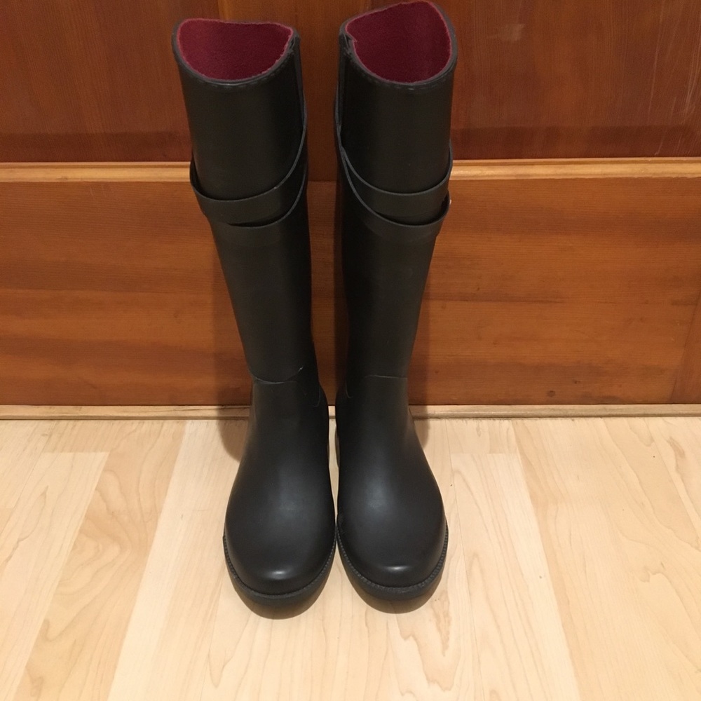 Tommy Hilfiger Black Rain Boots- Size 6